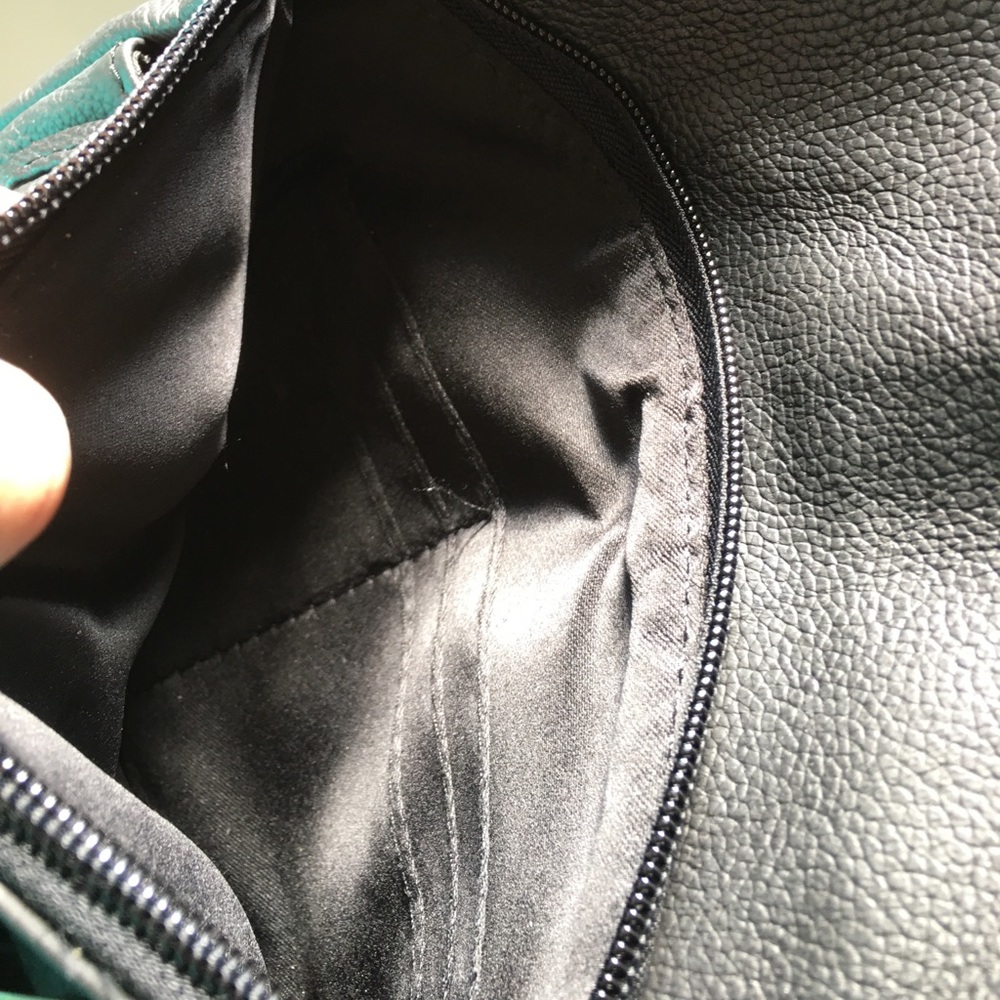 Leather backpack in black 5⭐️rated - Picture 8 of 8